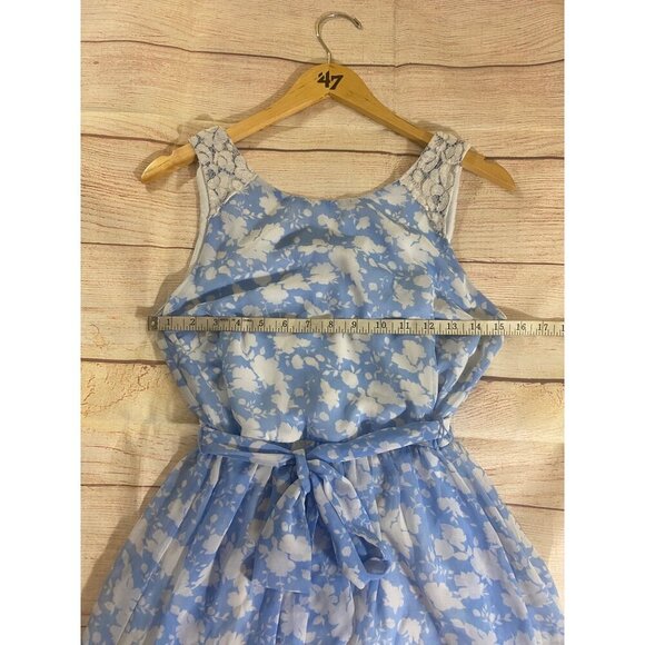 Disney Alice Through The Looking Glass Blue Lace Floral Dress - Medium - Picture 8 of 16